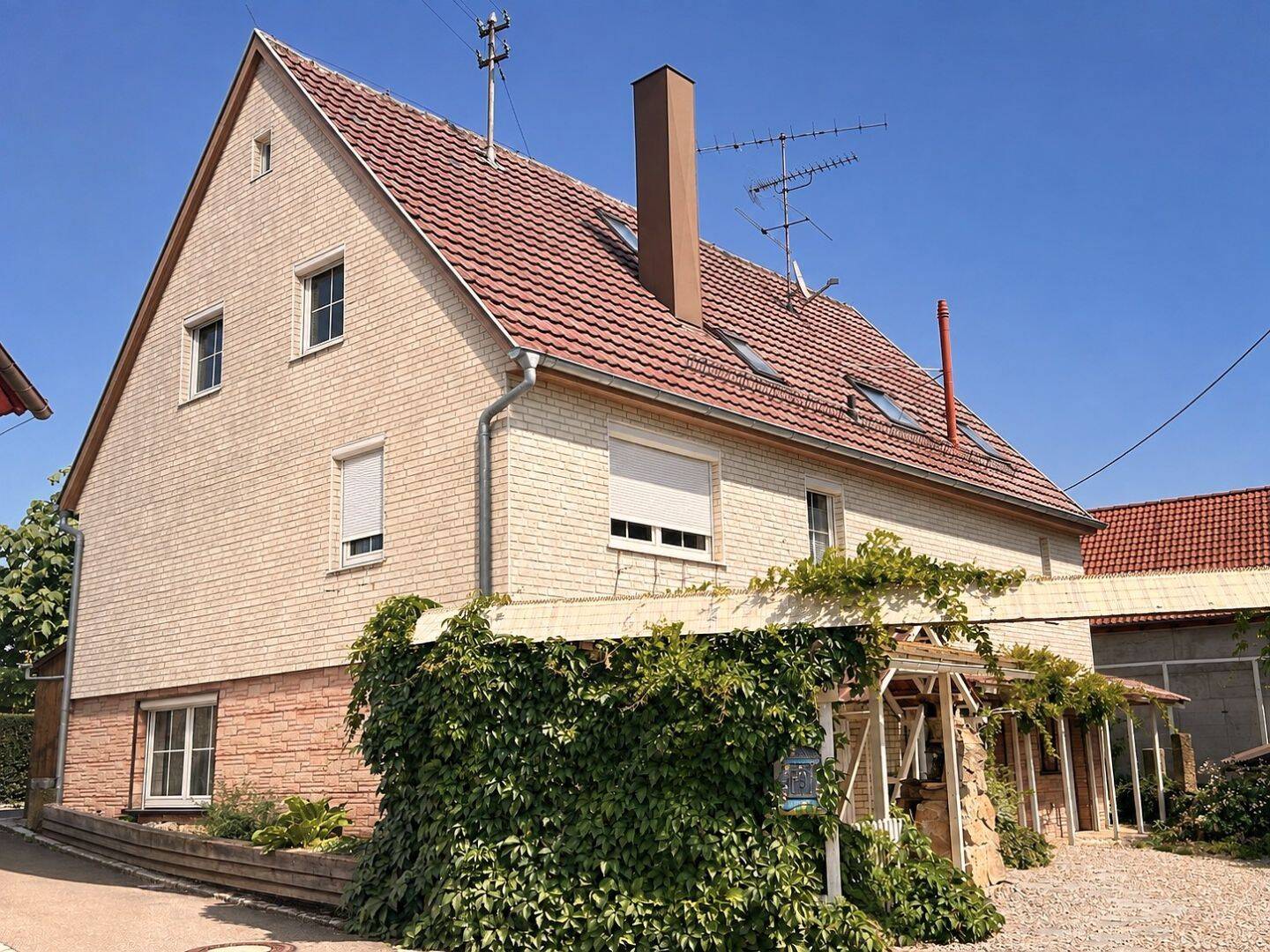 Charmantes Fachwerkhaus mit besonderem Flair und vielfältigen Möglichkeiten in Gäufelden, 71126 Gäufelden