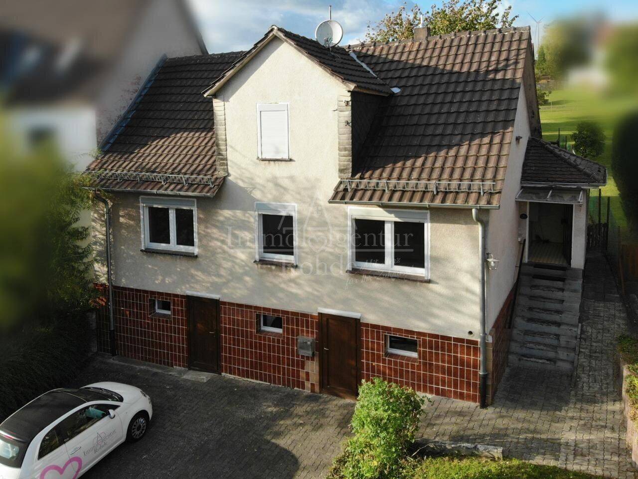 Einfamilienhaus mit Ausbaupotenzial und großem Grundstück in ruhiger Lage von Schauenburg, 34270 Schauenburg
