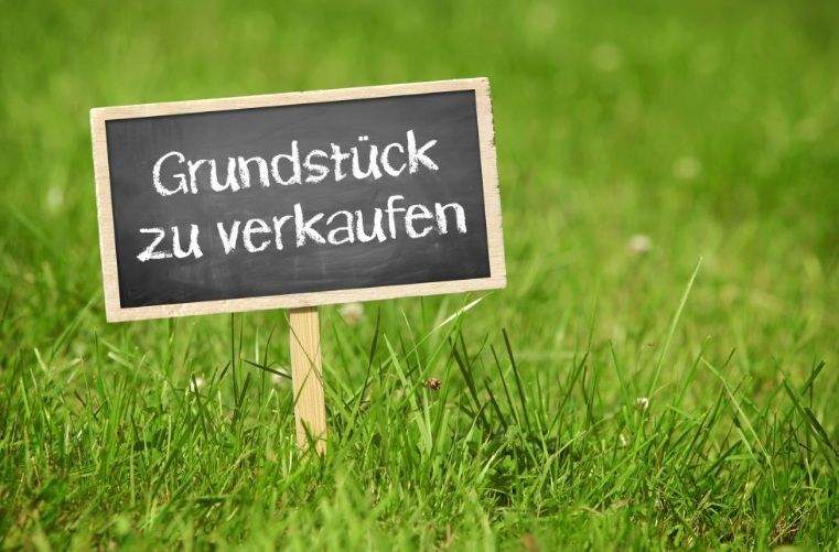 Attraktives Baugrundstück in Zeilarn –  zentrale Lage mit Waldrandidylle, 84367 Zeilarn