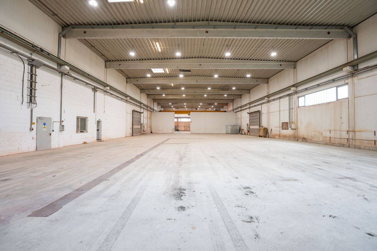 Attraktive Gewerbe Immobilie mit Photovoltaikanlage, 97277 Neubrunn