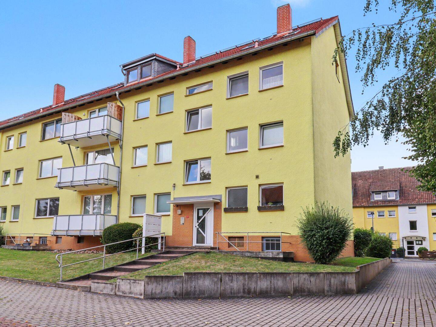 Charmante 2,5-Zimmer-Wohnung mit ausgebautem Spitzboden und modernisiertem Balkon in Burgdorf, 31303 Burgdorf