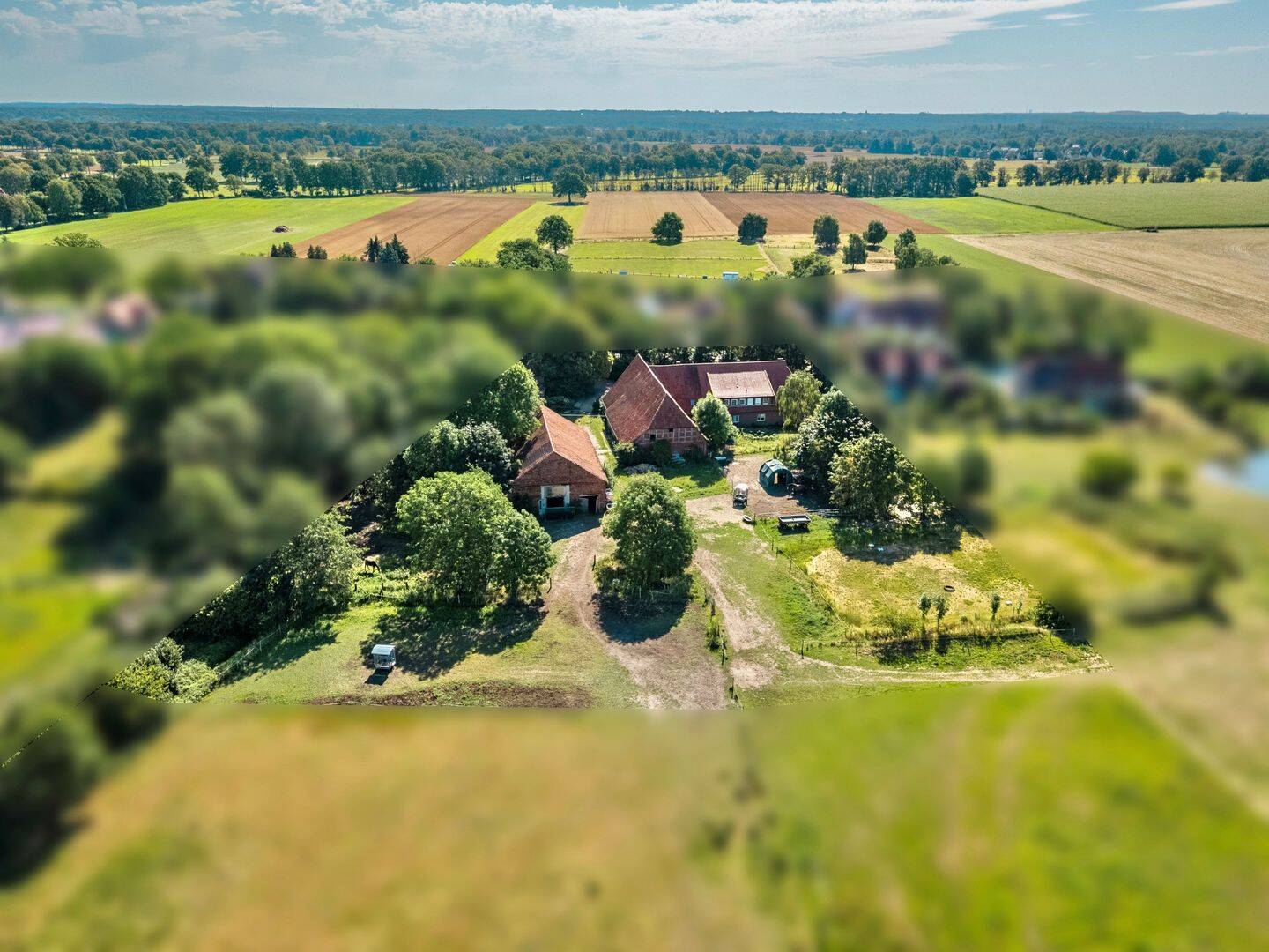 Investoren, Pferde- und Golf-Liebhaber aufgepasst! 8.000qm Baugrundstück mit Altbestand, Langenhagen, 30855 Langenhagen