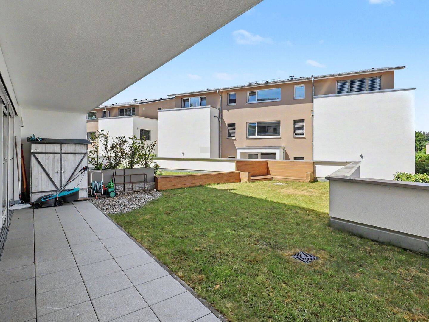Moderne 4,5-Zimmer-Wohnung mit Garten in Salem-Mimmenhausen, 88682 Salem