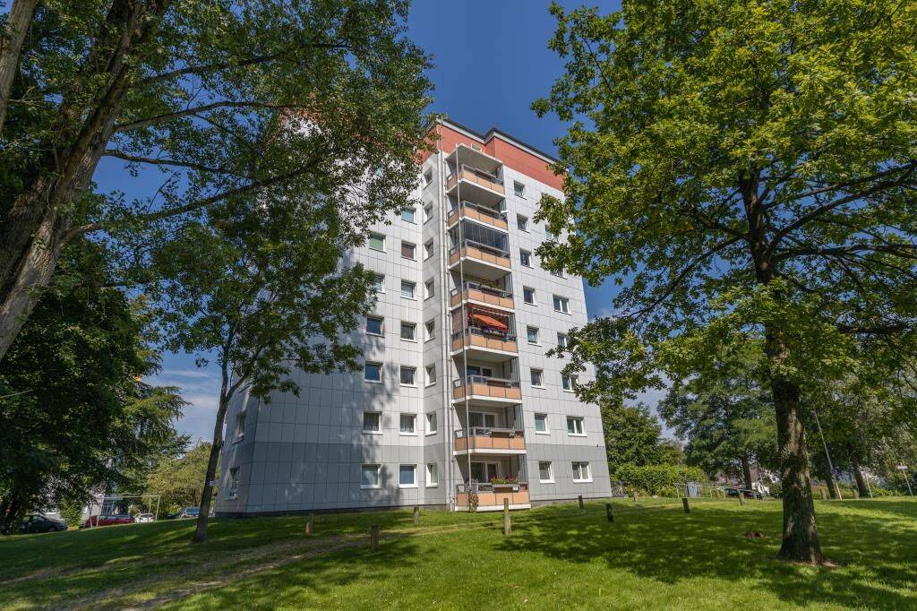 Gemütliche 2-Zimmer-Etagenwohnung in Flensburg  Beschauliches Wohnen in 7. Etage, 24944 Flensburg (Fruerlund Mürwik)