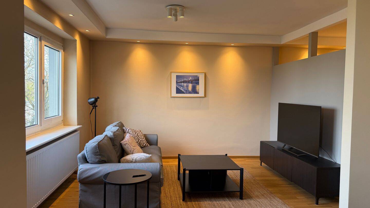 Lichtdurchflutete möblierte 1,5 Zimmer Wohnung in Steglitz, 12167 Berlin (Steglitz-Zehlendorf Steglitz)
