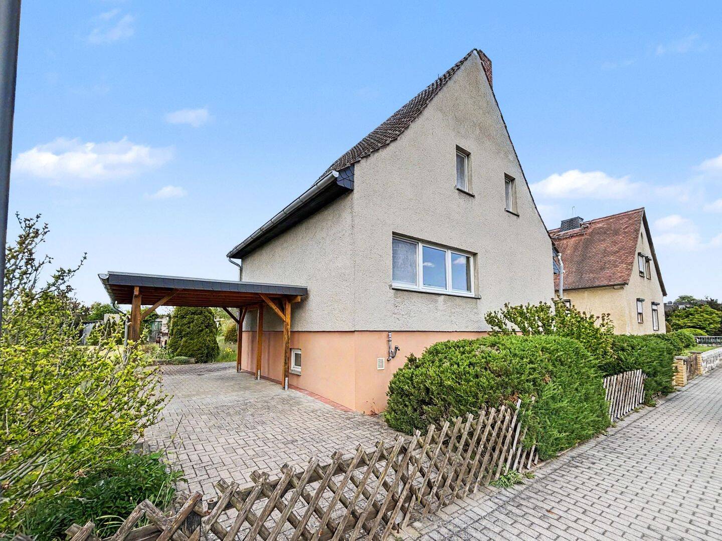 Das kleine Familienglück – freistehendes Einfamilienhaus in zentraler, ruhiger Lage in Jessen, 6917 Jessen (Elster)