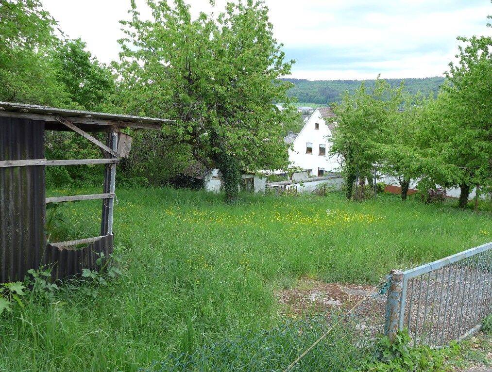 Sofort bebaubares Baugrundstück in ruhiger und zentraler Lage, 35630 Ehringshausen