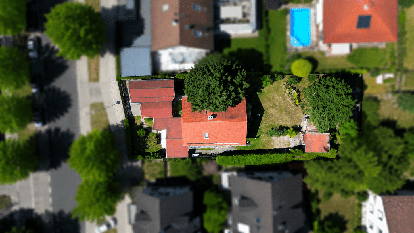 Attraktives Baugrundstück mit Entwicklungspotenzial in Ottobrunn, 85521 Ottobrunn