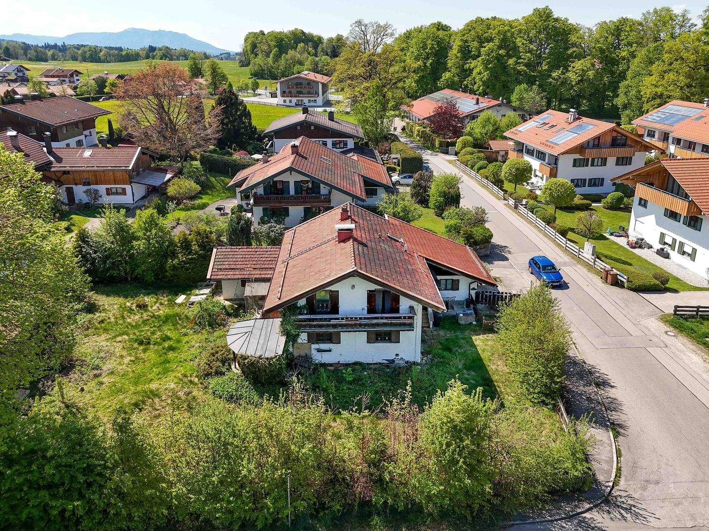 GS 2 – SONNIGES BAUGRUNDSTÜCK IN ORTSRANDLAGE VON WAAKIRCHEN, Hauserdörfl, 83666 Waakirchen