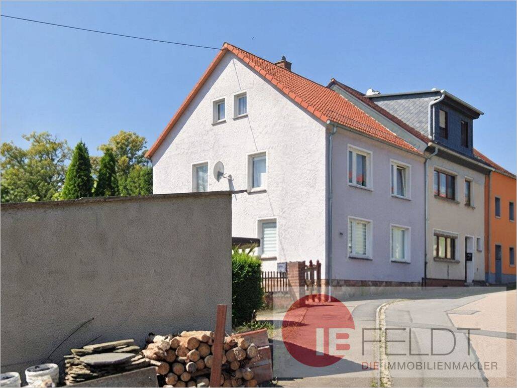 Provisionsfrei! Reihenendhaus nahe Chemnitz mit Entwicklungspotenzial in ruhiger Wohnlage, 9661 Hainichen