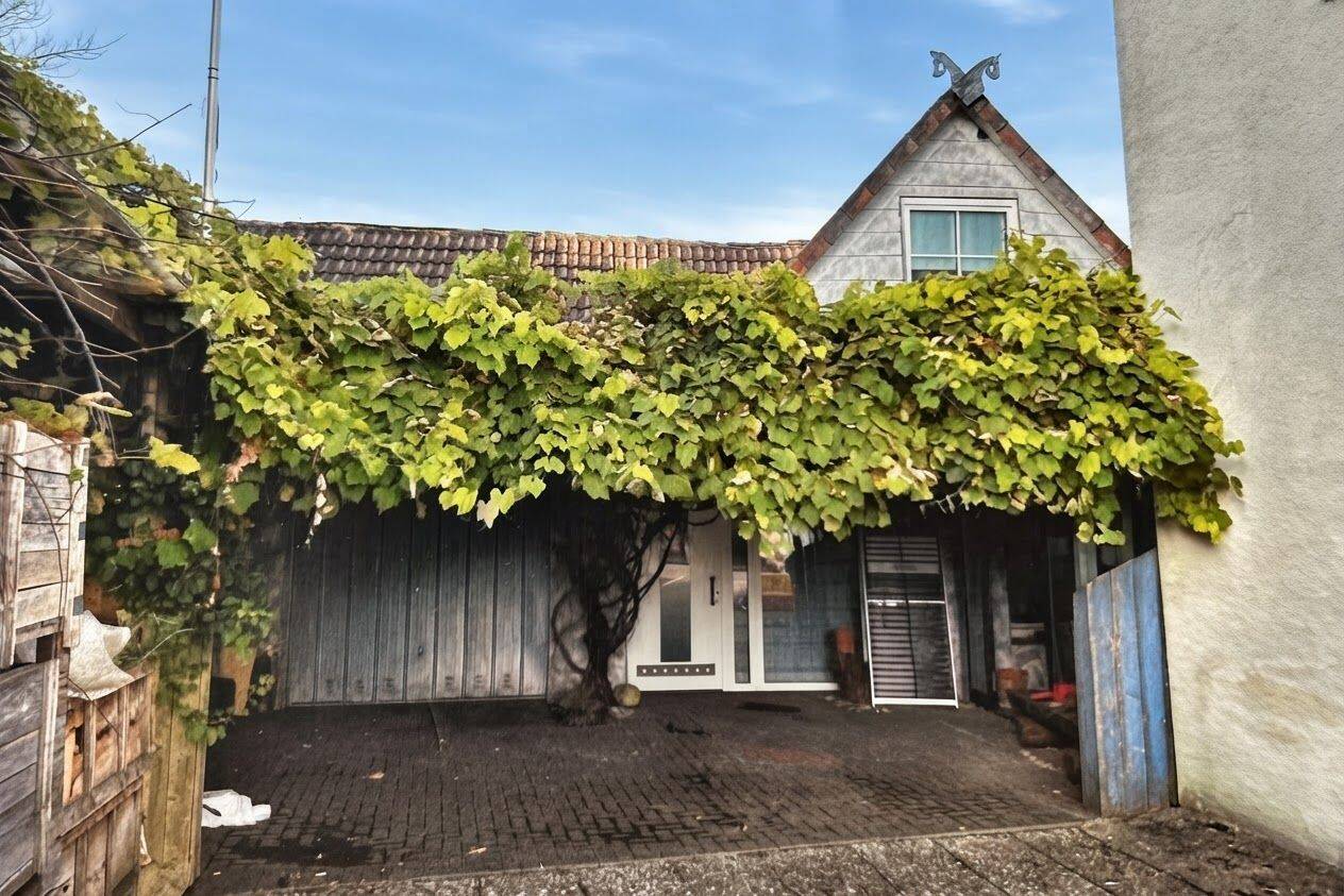 Heimwerkertraum – Einfamilienhaus mit Potenzial in Kirchlengern, 32278 Kirchlengern