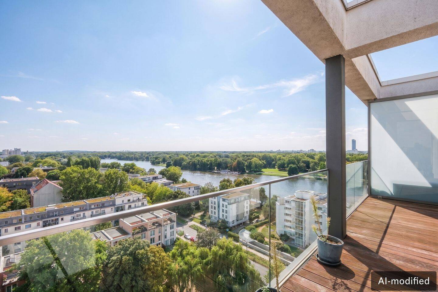 Über den Dächern von Stralau: Penthouse mit traumhaftem Wasserblick, 10245 Berlin (Friedrichshain-Kreuzberg Friedrichshain)