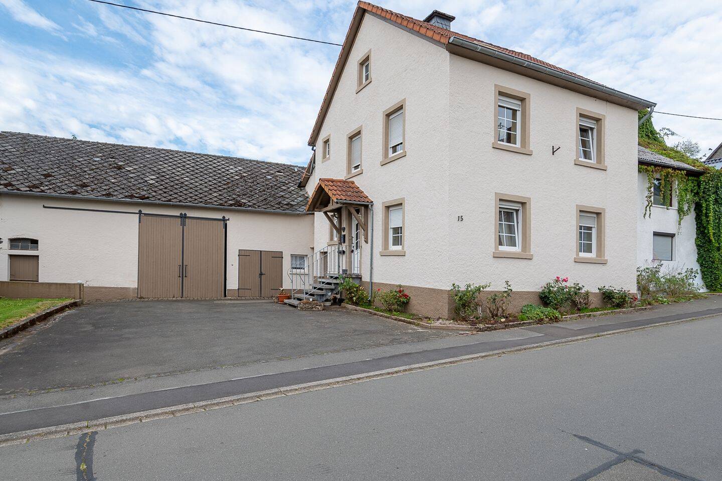 Einfamilienhaus mit Nebengebäude in Üdersdorf I Scheune mit Stall & Werkstatt I Garten mit Weitblick, 54552 Üdersdorf