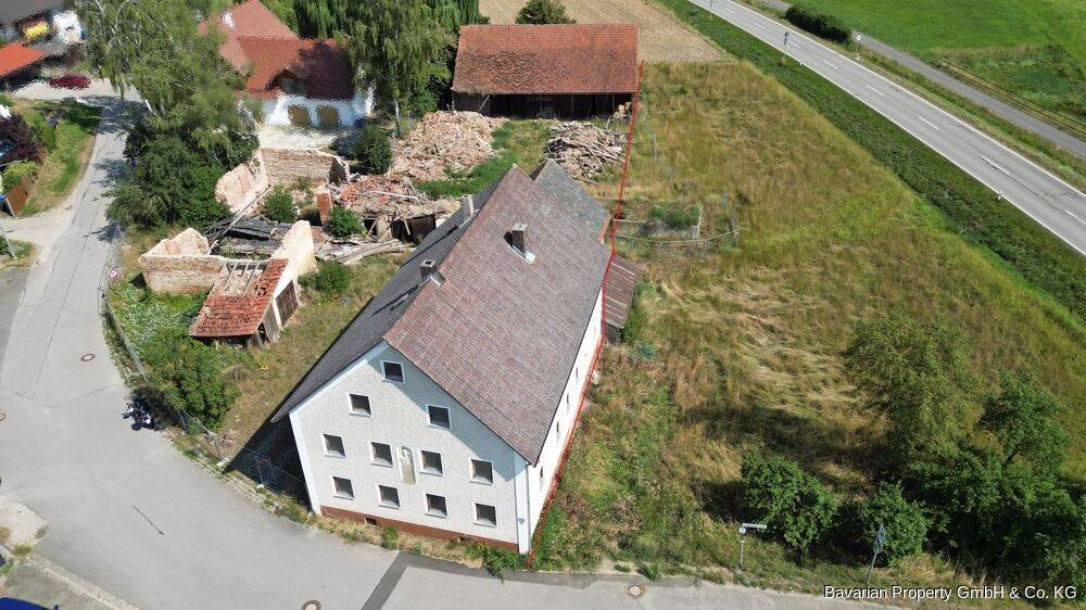 2.300 m² Grundstück mit Altbestand – Vorbescheid für zwei Wohnhäuser liegt vor, 93352 Rohr i. NB (Rohr)