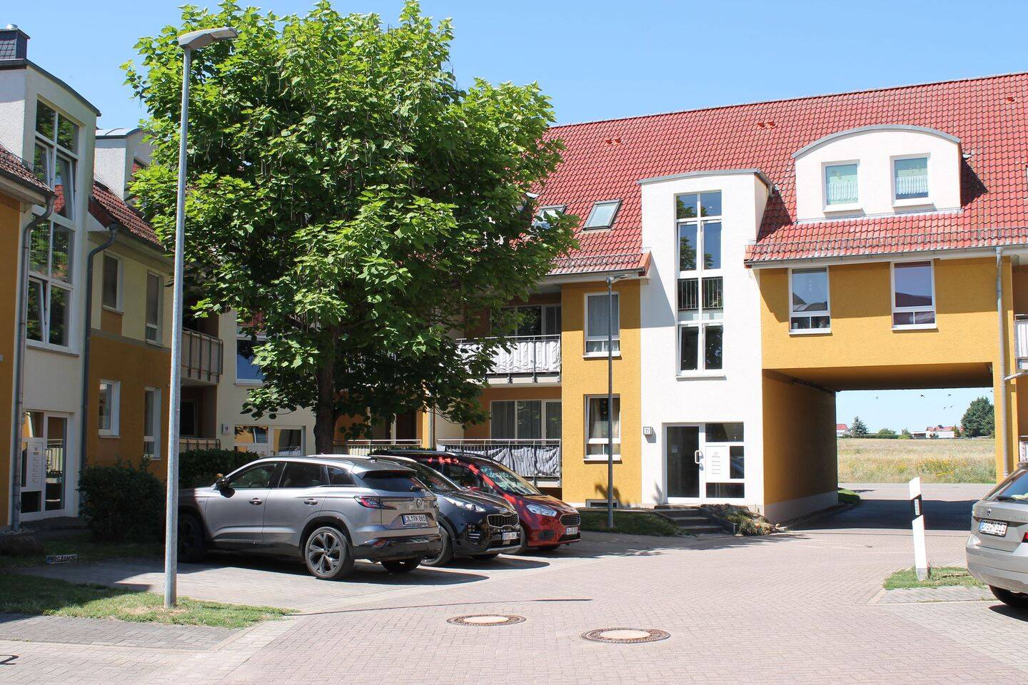 Charmante 2-Raumwohnung mit zwei Balkonen und Blick ins Grüne, 39288 Burg