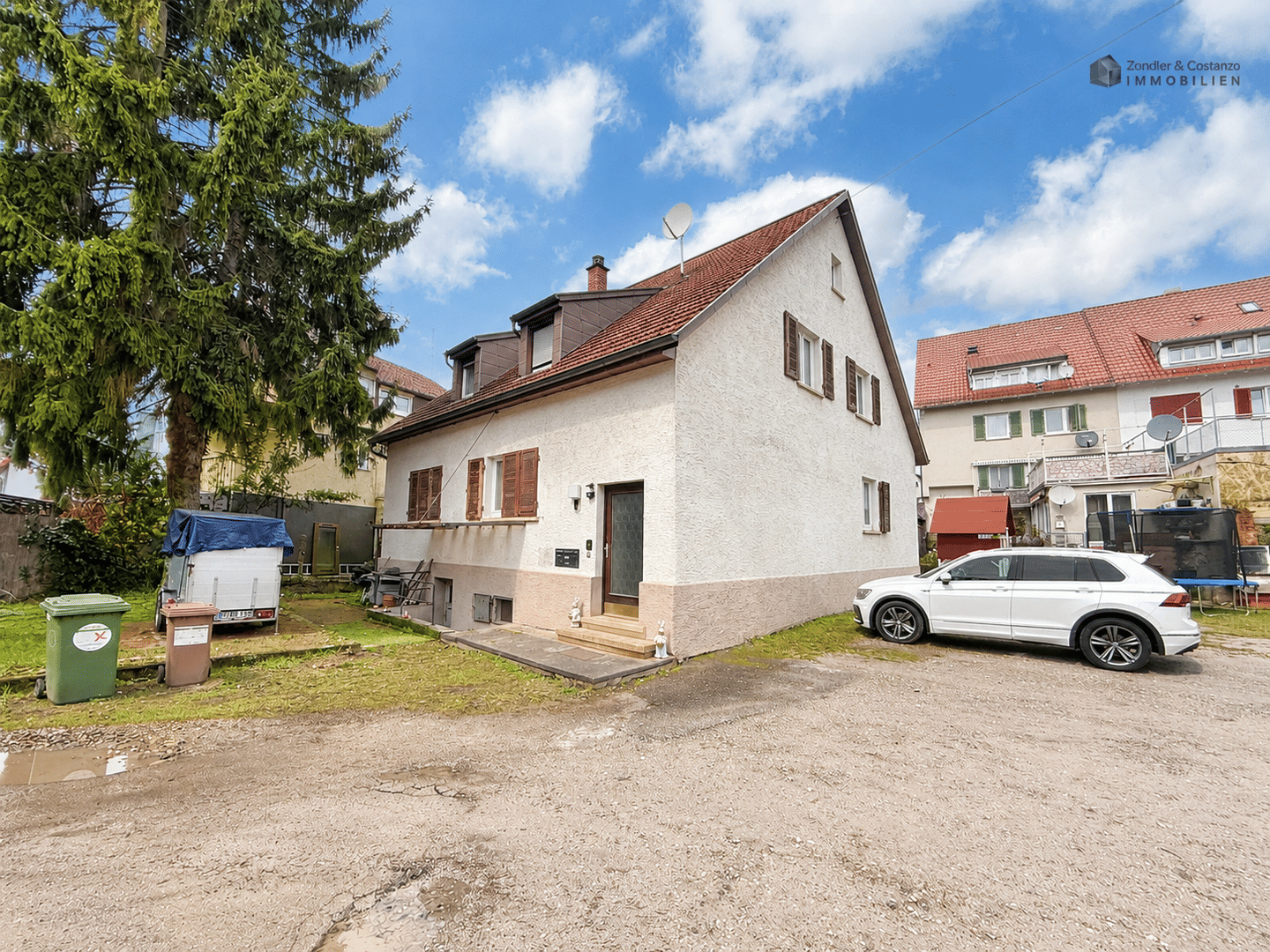 ZENTRAL GELEGENES BAUGRUNDSTÜCK IN S-OBERTÜRKHEIM: * Bestandsgebäude (2 FH) * ca. 713 qm Grundst. *, 70329 Stuttgart (Hedelfingen Obertürkheim Rohracker Uhlbach)
