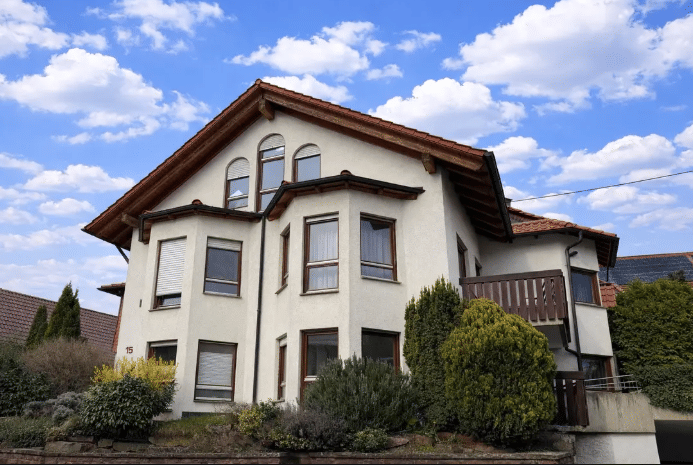 Schöne 4-Zimmer-Wohnung in Neuenbürg-Arnbach, 75305 Neuenbürg