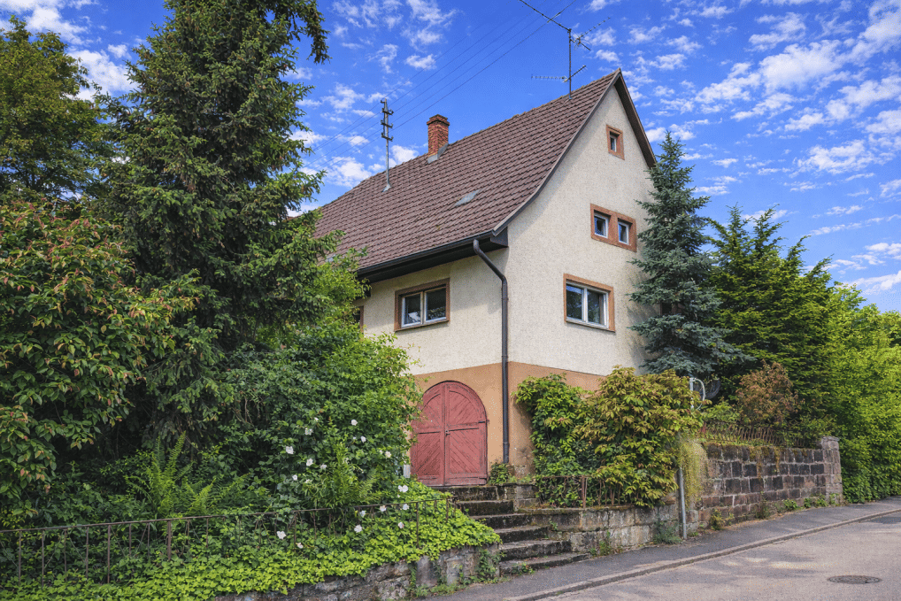 Charmantes Sanierungsprojekt mit großem Potenzial – ideal für Bauträger oder Liebhaber historischer Immobilien, 79312 Emmendingen