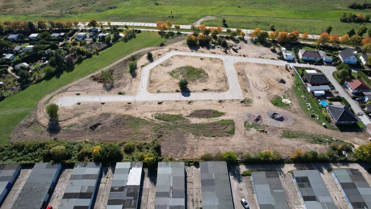Ihr neuer Lebensmittelpunkt: 556 m² Bauglück im „Fuhneanger“ in Wolfen, 6766 Bitterfeld-Wolfen