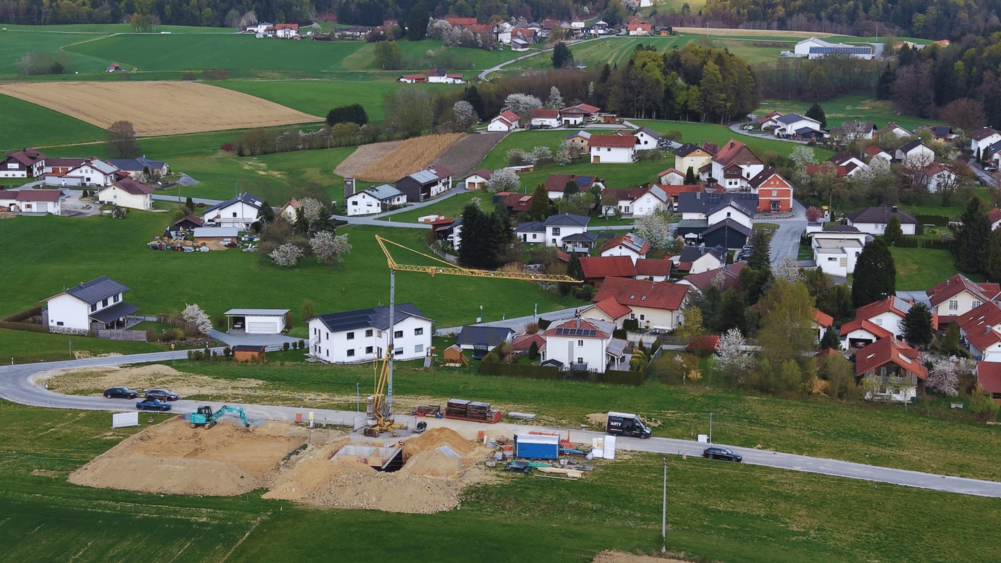 Wohnen und leben wo andere Urlaub machen im staatlich anerkannten Luftkurort 94169 Thurmansbang, 94169 Thurmansbang