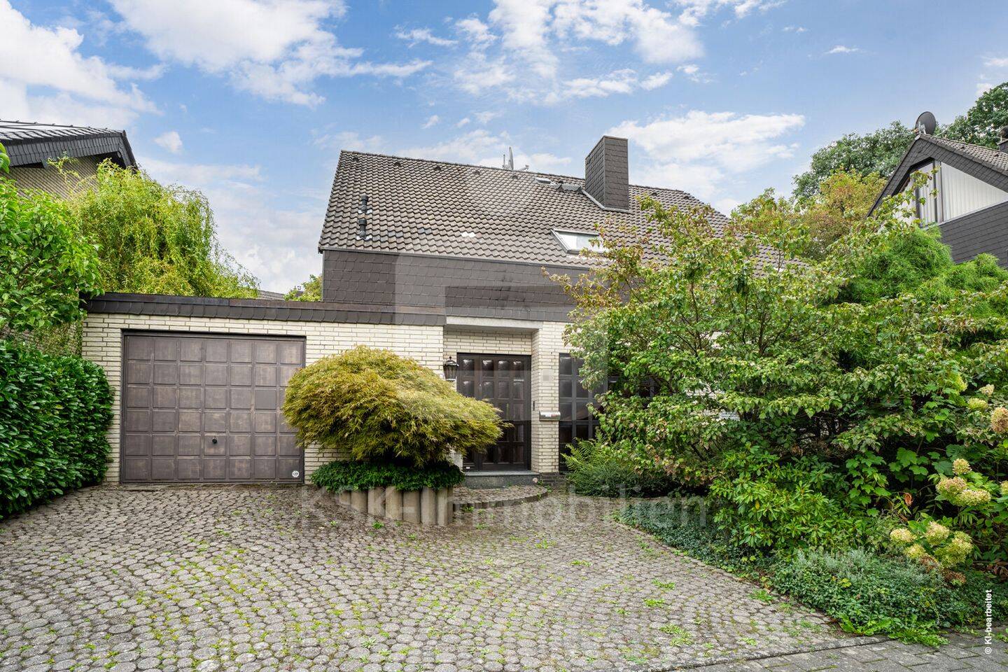 Ein Haus, viele Möglichkeiten – Großzügiges Raumwunder Neubottenbroich, 50169 Kerpen