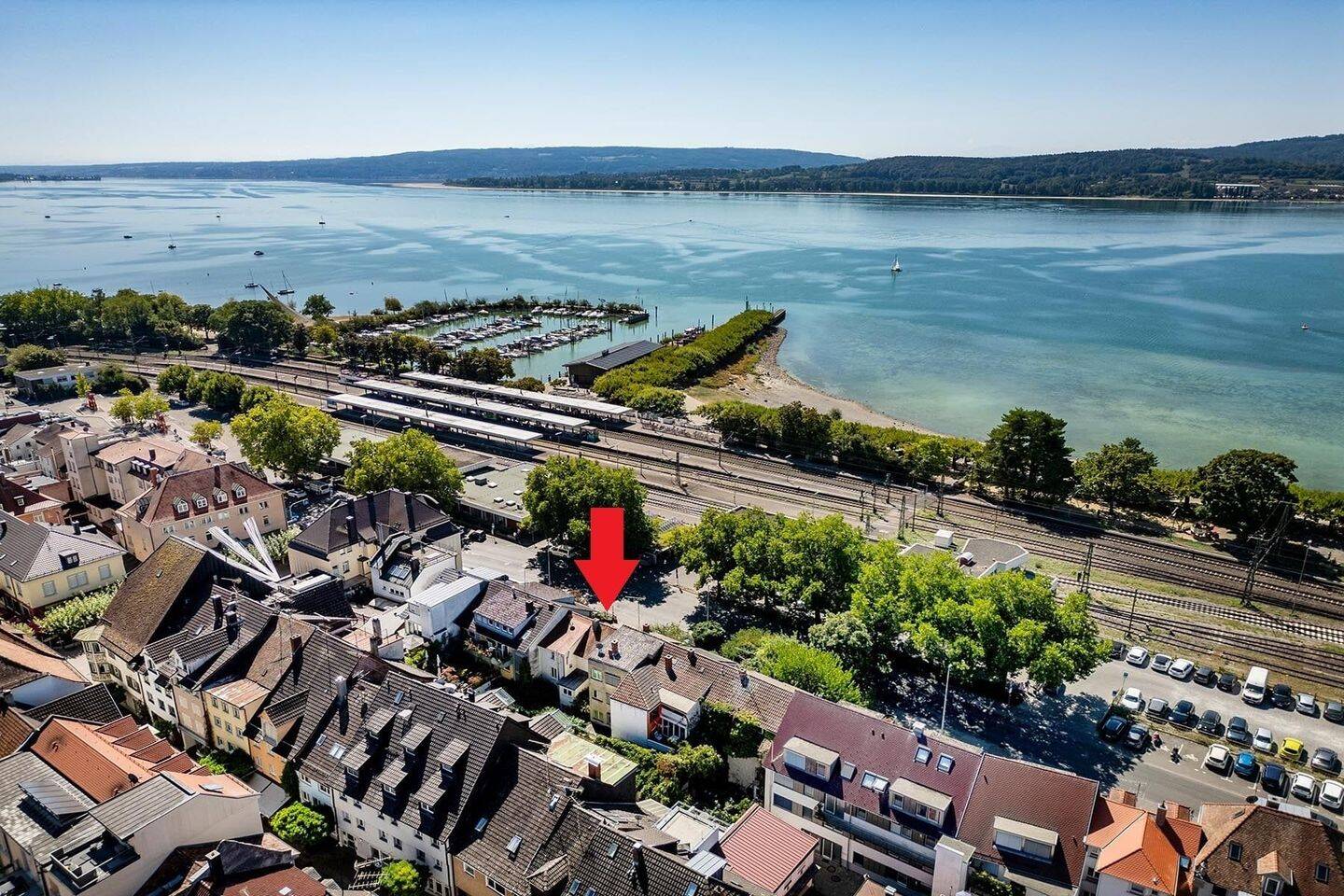 Charmantes Reihenmittelhaus in begehrter Lage – nur einen Steinwurf vom See entfernt, 78315 Radolfzell am Bodensee
