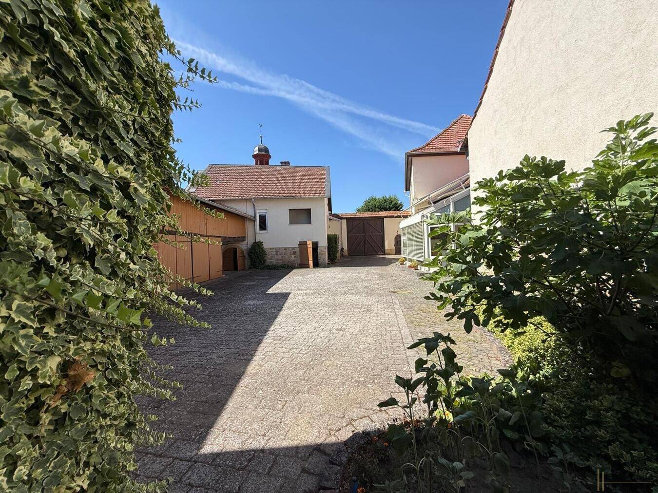 HEMING-IMMOBILIEN – 387 m² Halle – Hofreite mit schönem Garten + Garagen (2 Häuser), 55234 Offenheim