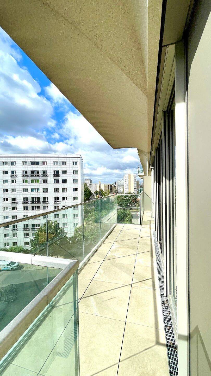 Modernes Wohnerlebnis im Herzen Berlins mit Balkon und Luxusausstattung, 10249 Berlin (Friedrichshain-Kreuzberg Friedrichshain Prenzlauer Berg)