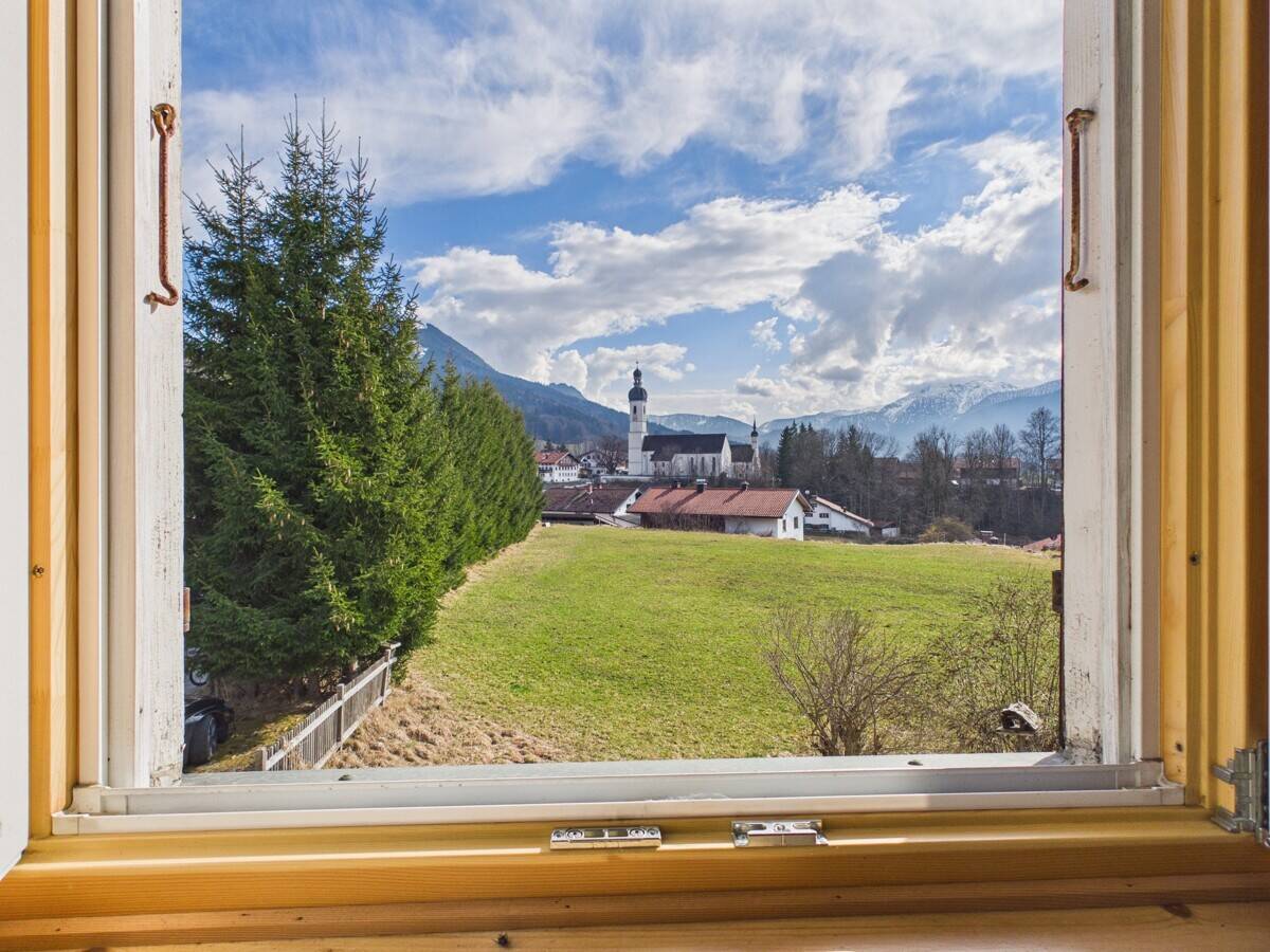Attraktives Baugrundstück mit Panoramabergblick – Genehmigung zum Bau einer Landhausvilla, 83730 Fischbachau