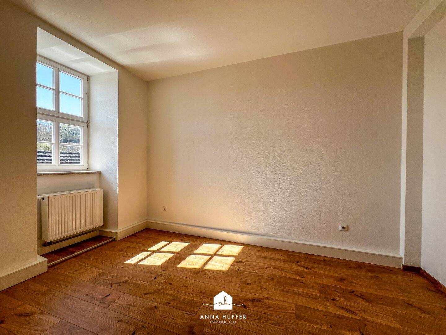 Lichtdurchflutete 2-Zimmer-Wohnung in der Weidaer Altstadt, 7570 Endschütz