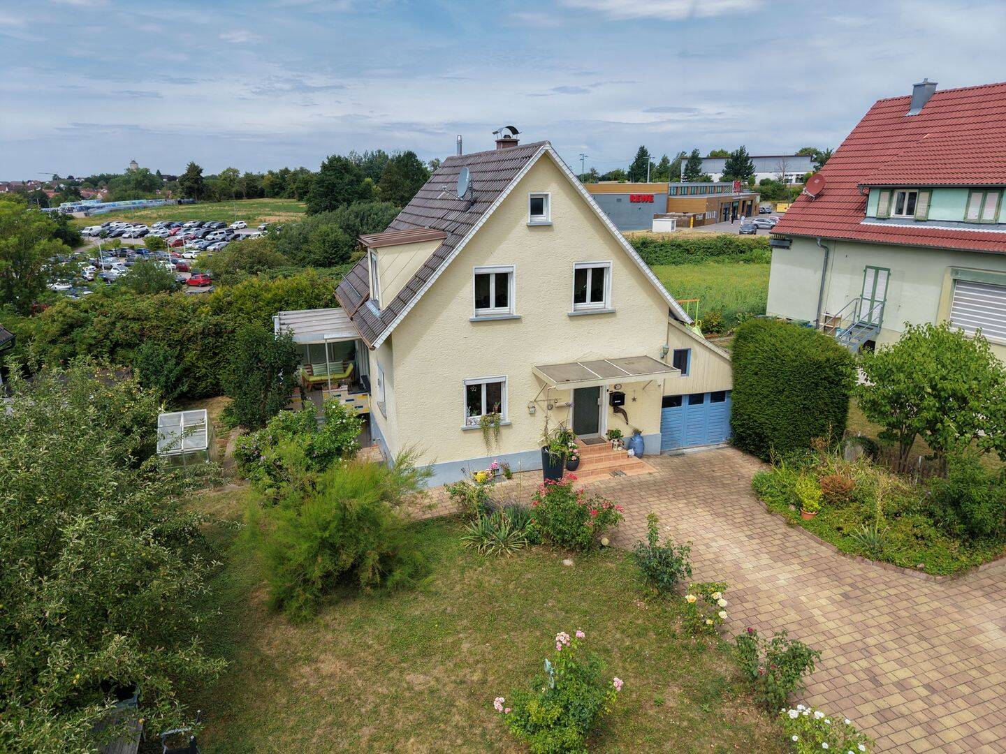 Gemütliches Einfamilienhaus mit idyllischem Garten und viel Charakter, 74632 Neuenstein