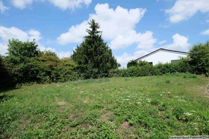 Baugrundstück in gewachsenem Wohngebiet in Remseck-Hochberg, 71686 Remseck am Neckar