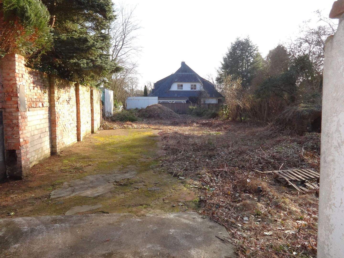 Oberneuland: Grundstück mit EFH-Neubauplanung in bevorzugter Lage, 28355 Bremen (Oberneuland)