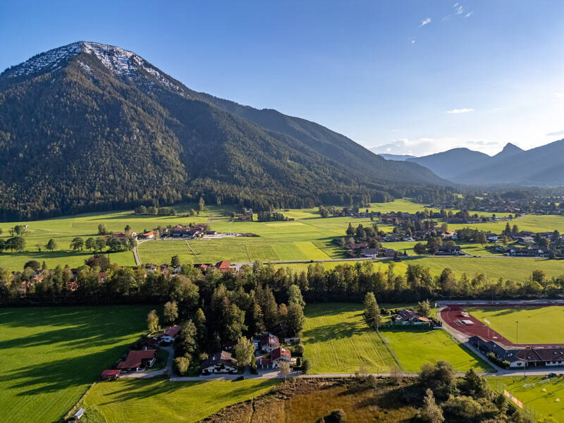 Platz für Großes – Grundstück mit Genehmigung als Sportstätte, 83700 Rottach-Egern