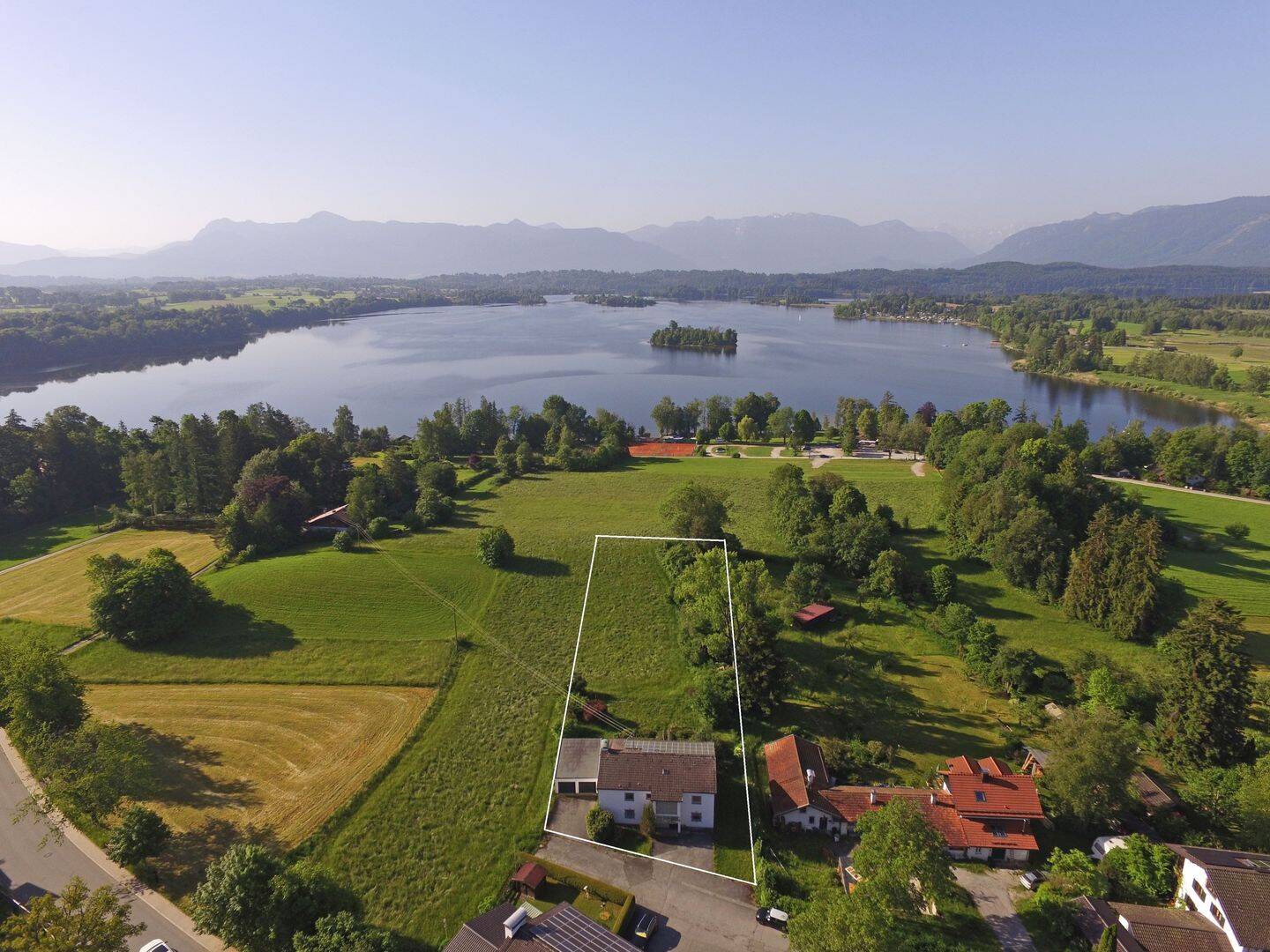Exponiertes Baugrundstück mit unverbaubarem Seeblick!, 82449 Uffing a. Staffelsee (Uffing)