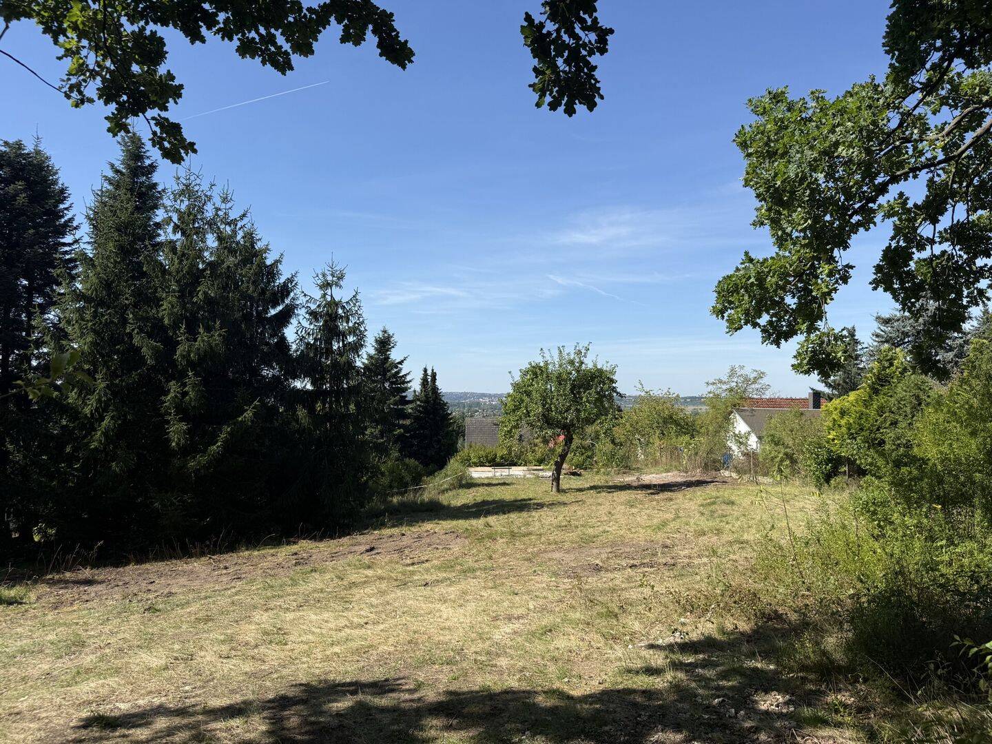 Exklusives Baugrundstück in Premium-Südhanglage – Wohnen mit unverbaubarem Panoramablick in Elbtal, 1689 Niederau