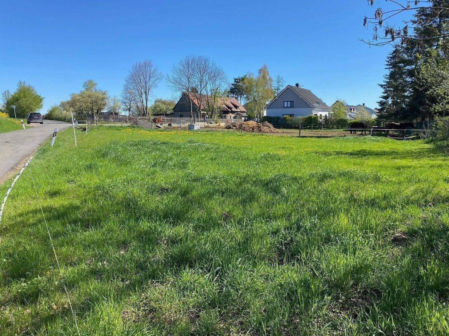 Sehr schön gelegenes Baugrundstück in beliebter Wohnlage in Gera- Kaimberg., 7551 Gera