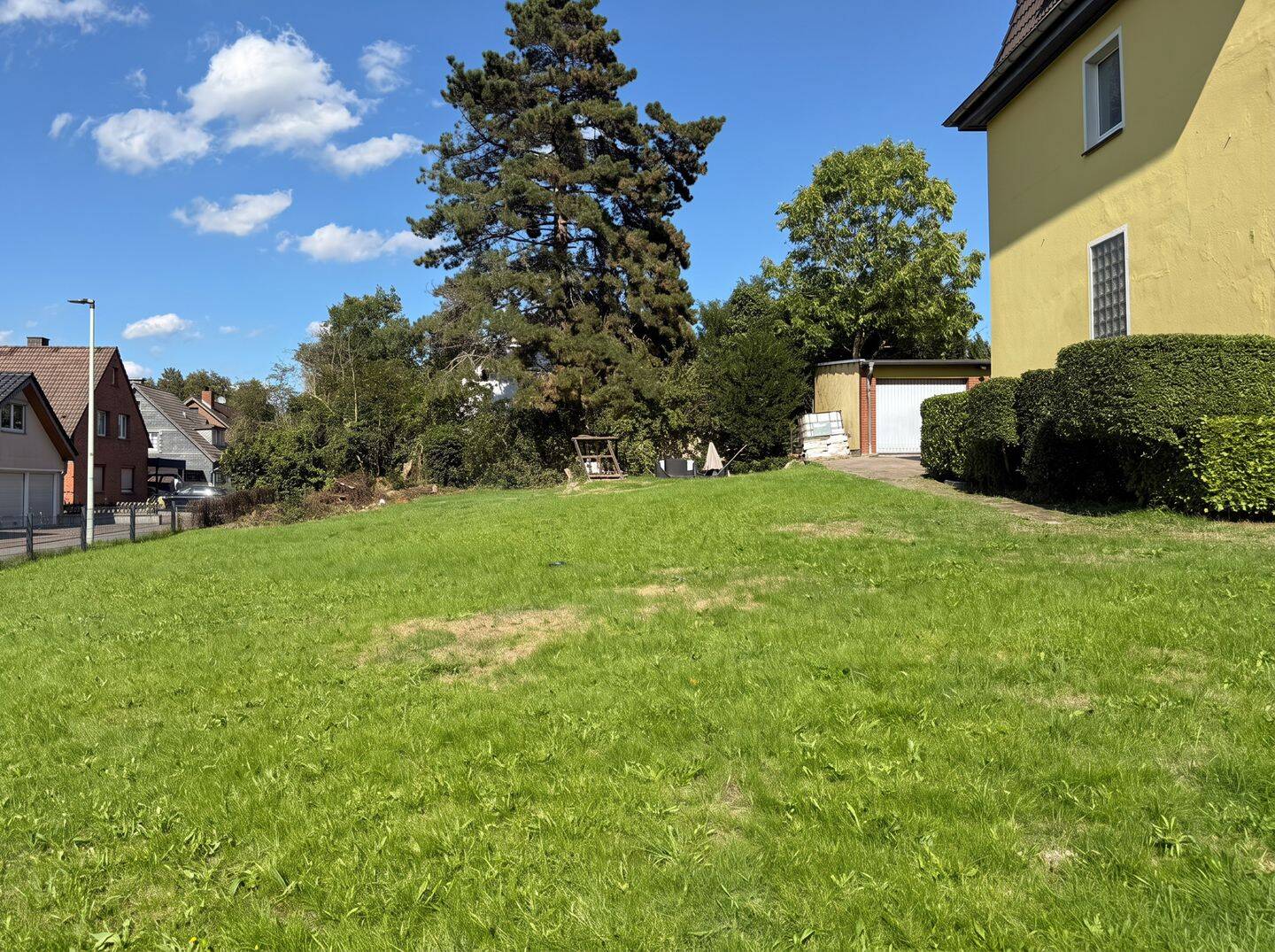 sonniges Eckgrundstück – individuell bebaubar, 40699 Erkrath