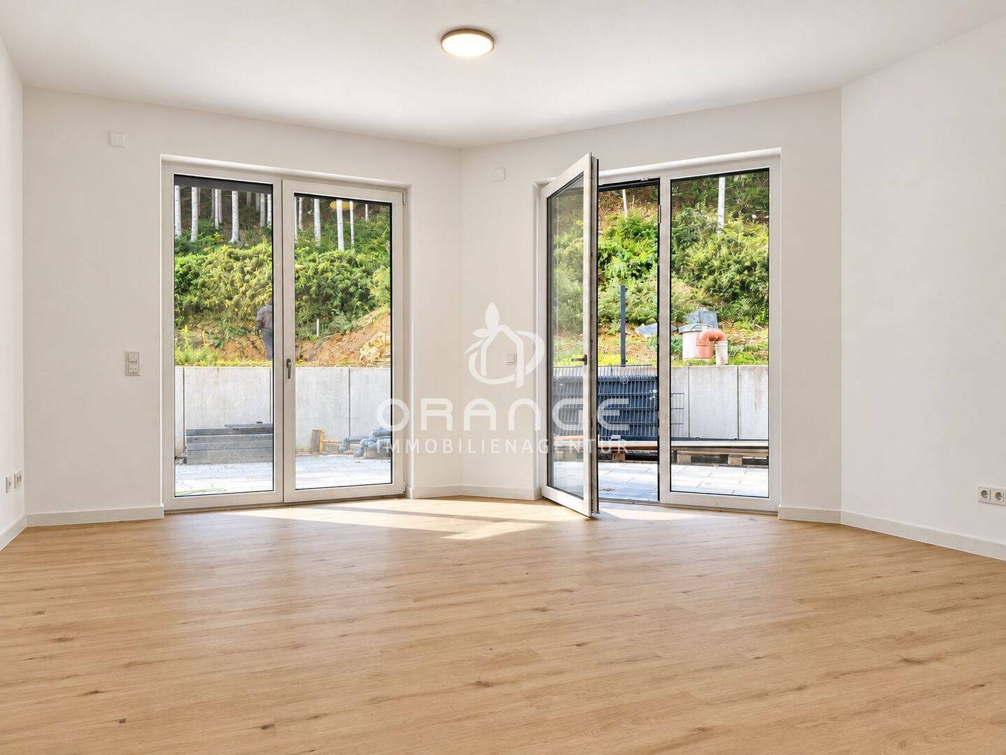 ***Neubau – 3- Zimmer Wohnung mit Garten***, 93161 Sinzing