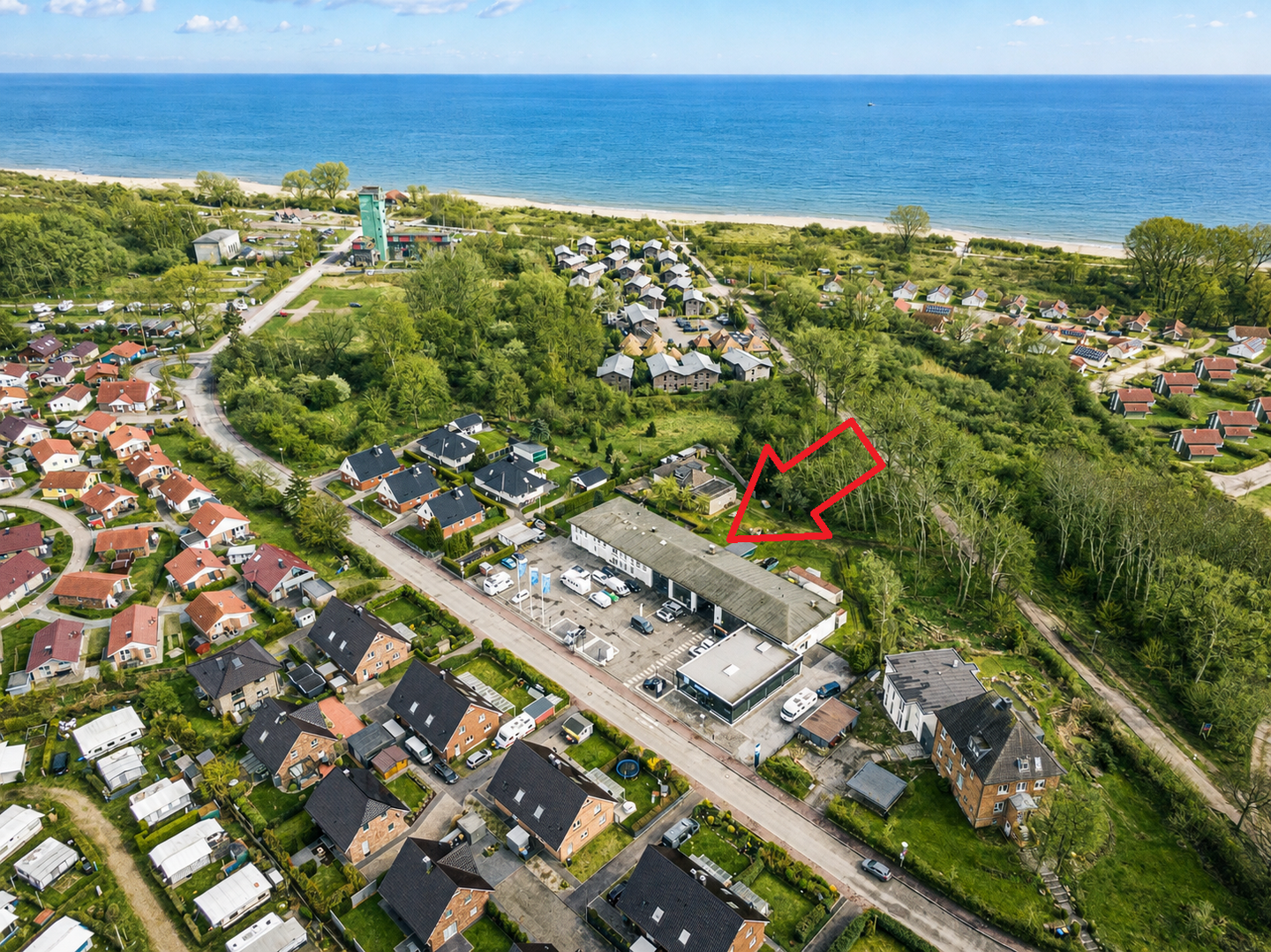 Großes Grundstück in Strandnähe mit Wohn- und Gewerbebau, 23730 Neustadt in Holstein