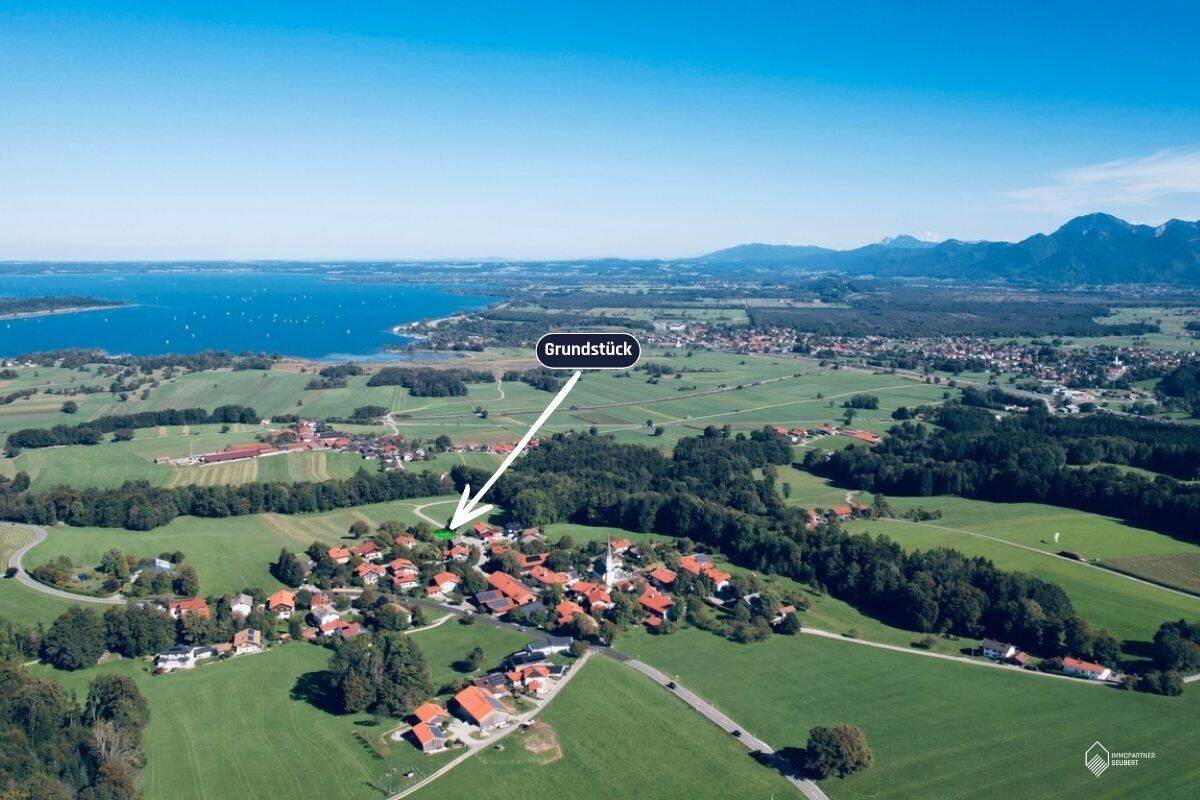 Provisionsfrei ! Grundstück mit traumhafter Aussicht auf den Chiemsee, 83233 Bernau a. Chiemsee (Bernau)
