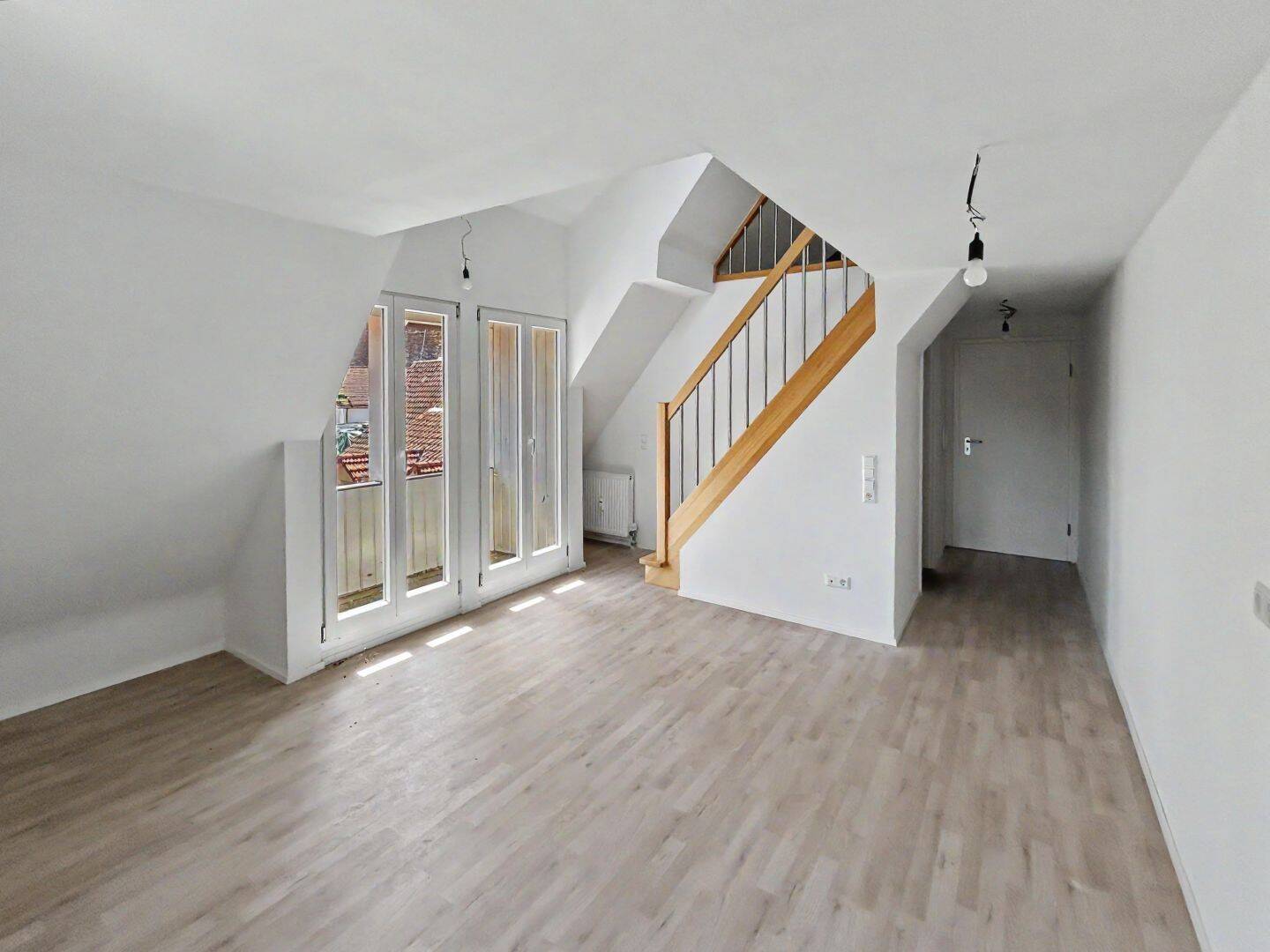 1-Zimmer-Frisch renovierte Maisonette-Wohnung in Steinbach, 76534 Baden-Baden