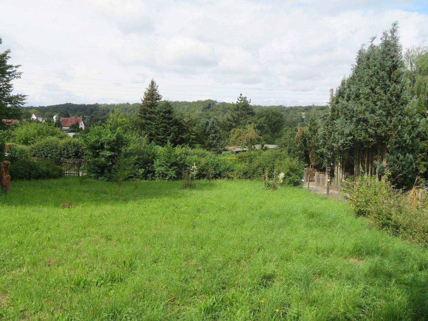 Ruhiges und sonniges Baugrundstück am Ortsrand von Weida, 7570 Endschütz