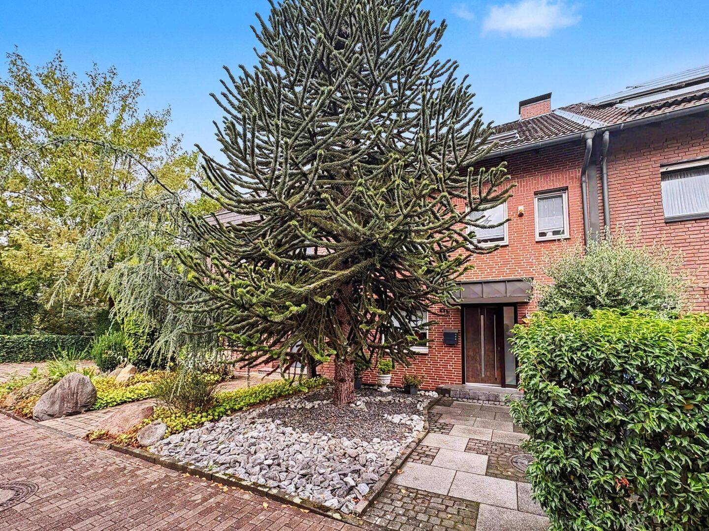 Viel Platz und viele Möglichkeiten – großzügiges Reihenhaus mit Garten in Bottrop-Boy, 46240 Bottrop (Boy Eigen)