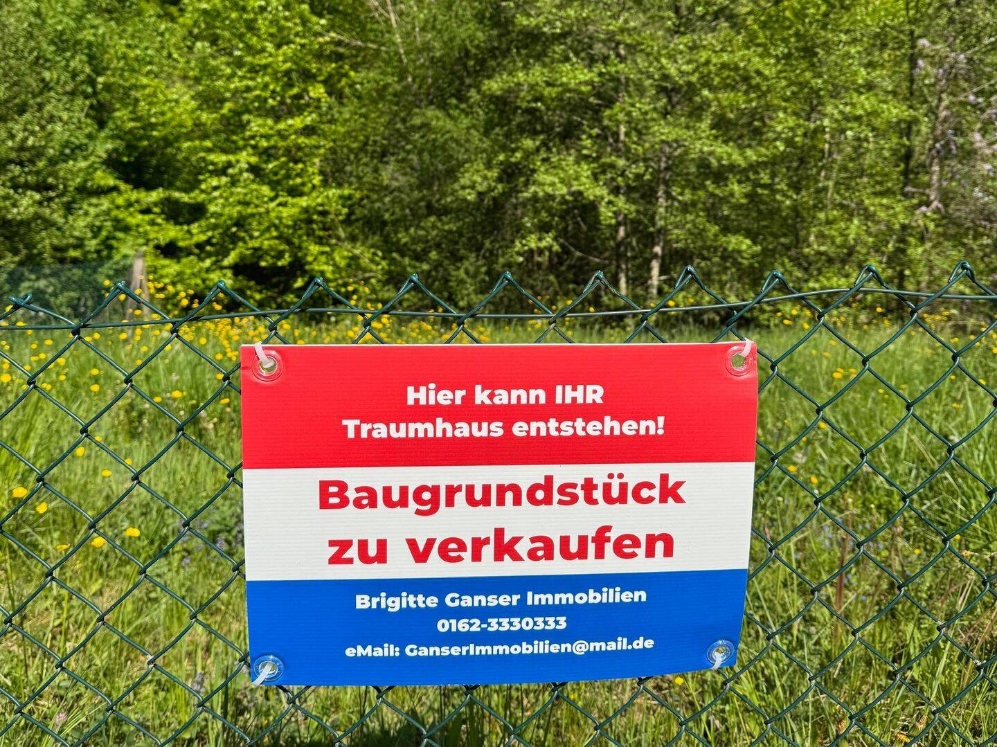 Tolles Baugrundstück in Bad Herrenalb zu verkaufen! Realisieren Sie Ihre Baupläne jetzt!, 76332 Bad Herrenalb