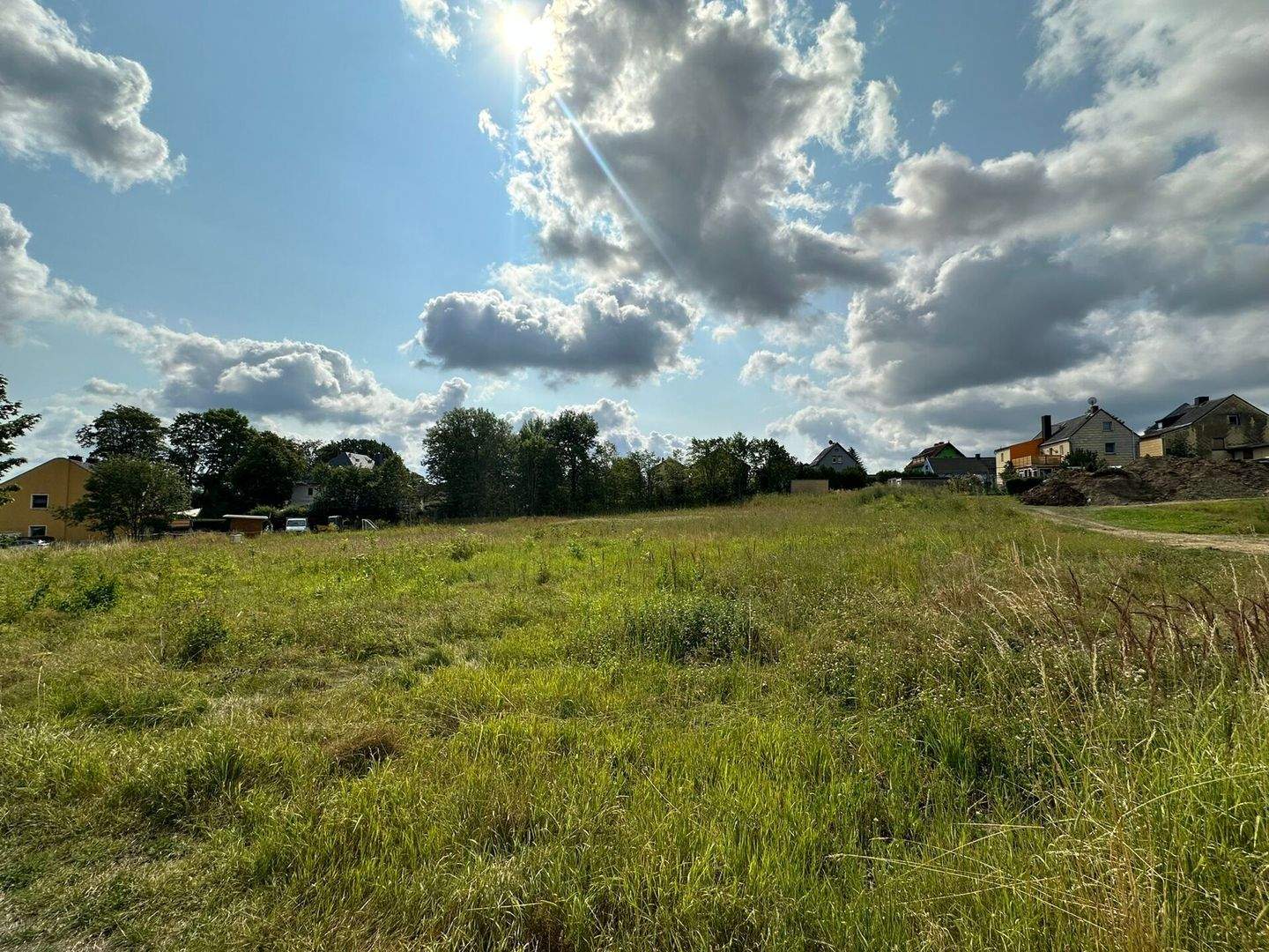 Schönes Wohnbaugrundstück 610 m² – voll erschlossen in Hof / Vogelherd – Bebauung nach B-Plan, 95030 Hof (Epplas Innenstadt Osseck Unterkotzau Wölbattendorf)