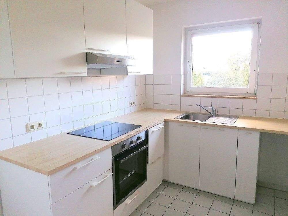 !! Einbauküche in 2-Zimmer-Wohnung mit Balkon, Aufzug und TG-Stellplatz !!, 9130 Chemnitz (Hilbersdorf Sonnenberg Yorckgebiet Zentrum)