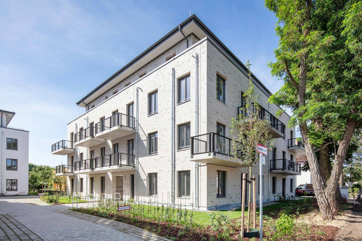 Familienfreundliches Wohnen im Grünen mit Balkon und Eichenparkett, 14532 Stahnsdorf