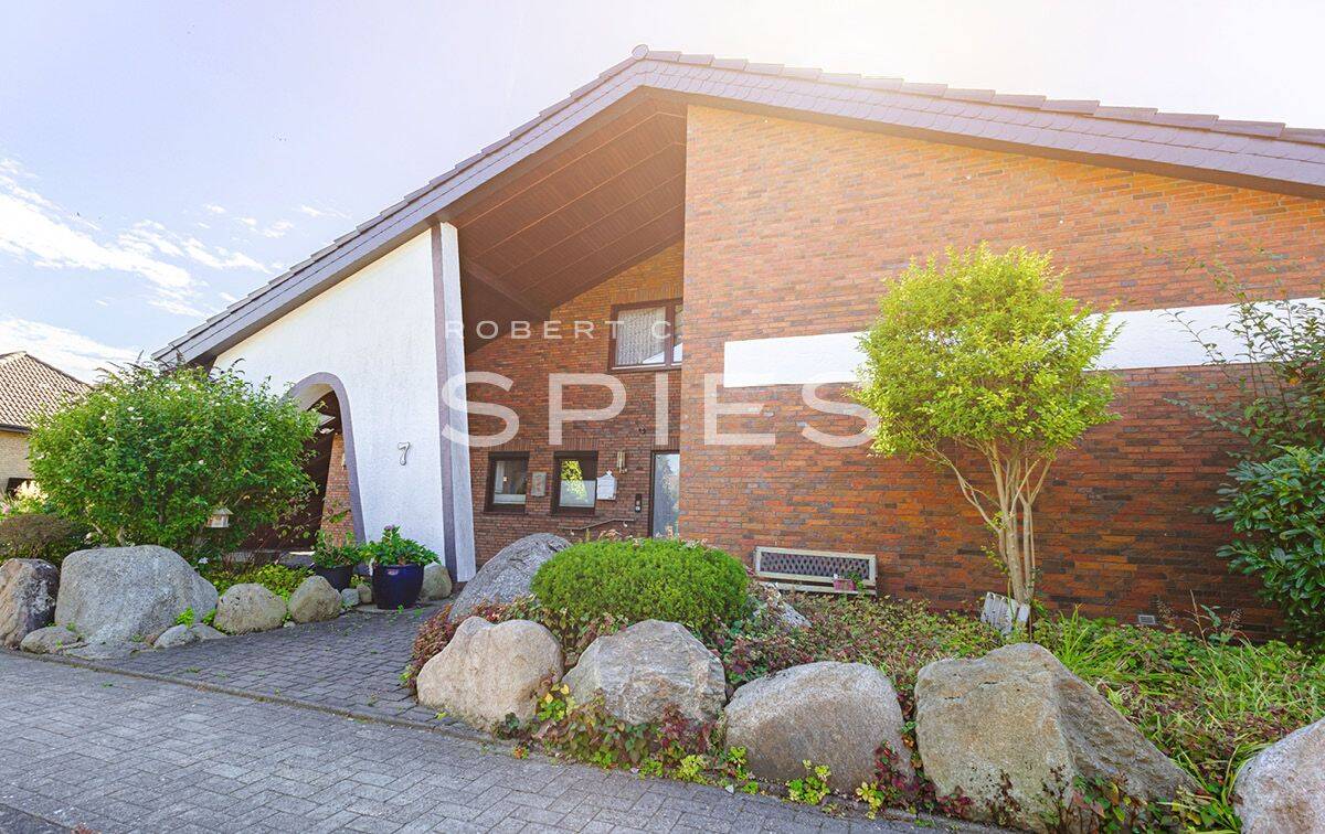 Großzügiges, modernisiertes Architektenhaus in ruhiger Wohnlage, 28790 Schwanewede