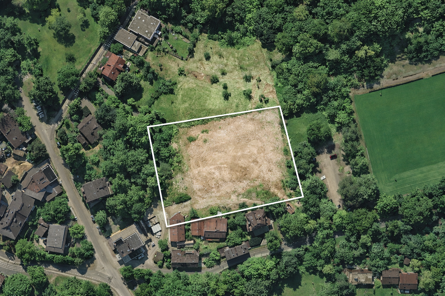 Sonnengrundstück für privates Villenensemble im Park, 76534 Baden-Baden